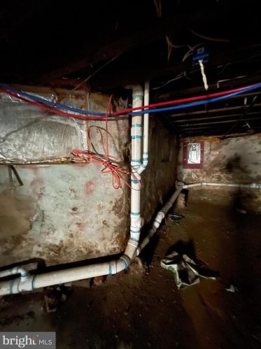 617 61 St, Philadelphia PA 19142-3513 exterior