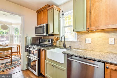 8018 Maple Ave, Silver Spring MD 20912-6317 exterior