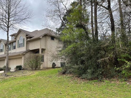 39 Burberry Cir, Conroe TX  77384-5067 exterior