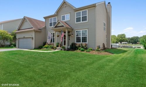 1821 Thurow St, Sycamore, IL 60178-3034