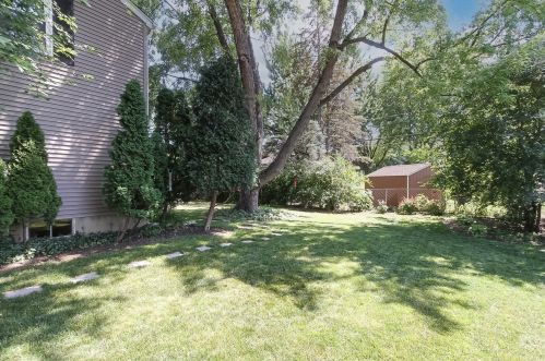 258 El Paso Ln, Carol Stream IL  60188-1737 exterior