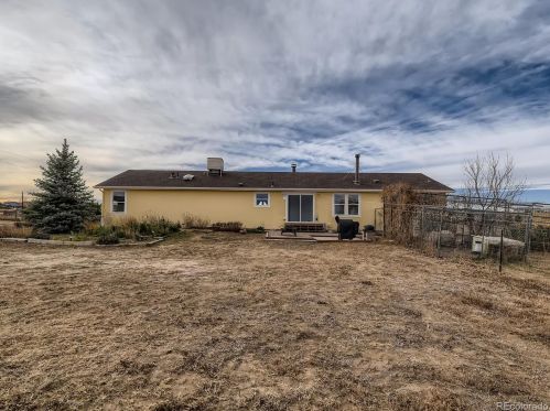 8859 Lariat Loop, Elizabeth CO 80107-9317 exterior