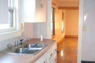 1009 Lynn St, Springfield MO  65802-2041 exterior