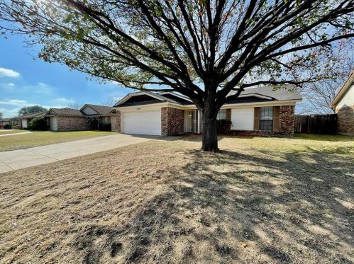 7208 Ridge Rd, Fort Worth TX  76133-7716 exterior