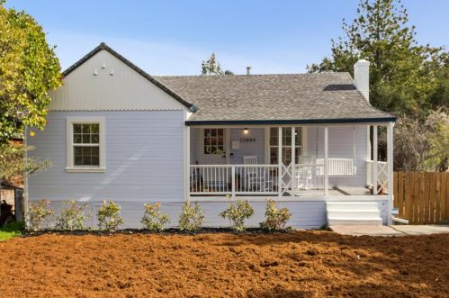 22884 Valley View Dr, Hayward, CA 94541-3541