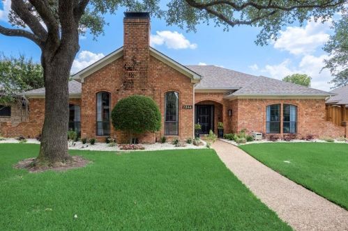 7344 Briarnoll Dr, Dallas, TX 75252-6334