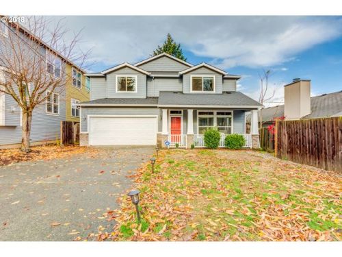 6671 Mears St, Portland, OR 97203-1827