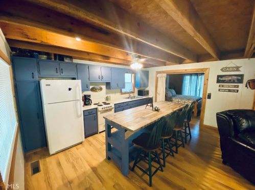 80 Koala Cir, Lakemont, GA 30552-2931
