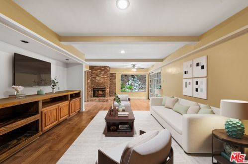 1347 San Luis Rey Dr, Glendale CA  91208-1961 exterior