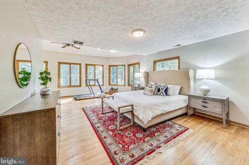 9701 Brunett Ave, Silver Spring MD 20901-3235 exterior