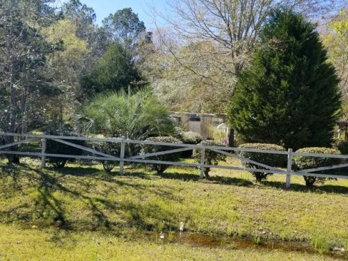 409 Brushy Creek Dr, Sparks, GA 31647-7209