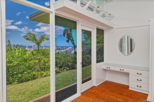 2412 Makiki Heights Dr, Honolulu HI  96822-2546 exterior