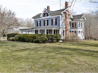 444 Main St, Killingly CT  06239-2104 exterior