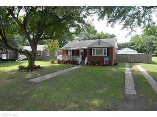 1817 Broadstreet Rd, Hampton, VA 23666-4337