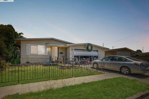 28526 Coleridge Ave, Hayward, CA 94544-5822