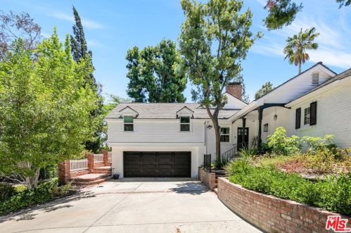 15882 High Knoll Rd, Van Nuys, CA 91436-3425