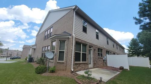 3418 Brockenhurst Dr, Buford, GA 30519-4688