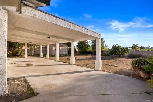 856 Avenida Taxco, Vista CA  92084-5339 exterior