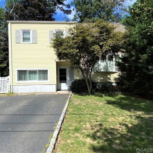 117 Pearl Pl, Green Brook, NJ 08812-1622
