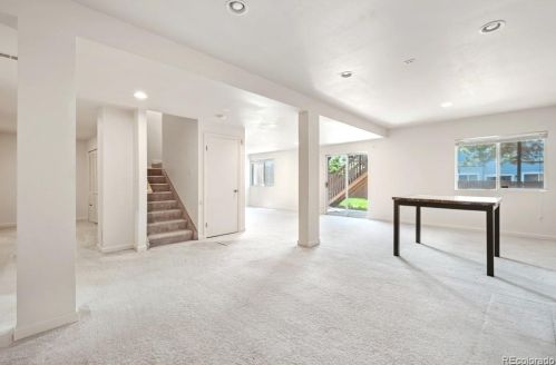 21582 Omaha Ave, Parker CO 80138-7238 exterior