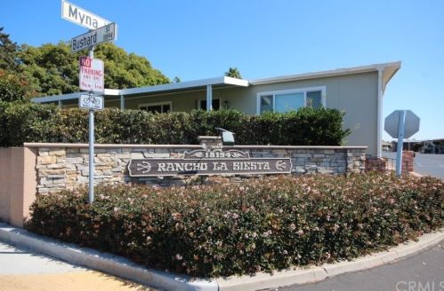 330 Magpie Ln, Santa Ana CA  92708-5822 exterior