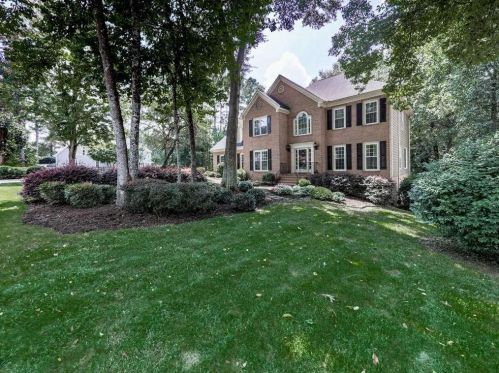 1579 Halisport Lake Dr, Kennesaw, GA 30152-4075