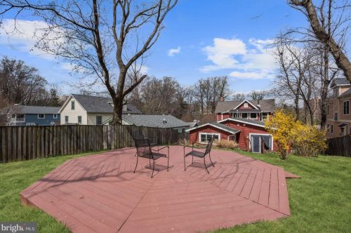 716 Silver Spring Ave, Silver Spring MD 20910-4615 exterior