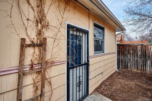 3907 Lincoln St, Englewood CO  80113-4645 exterior