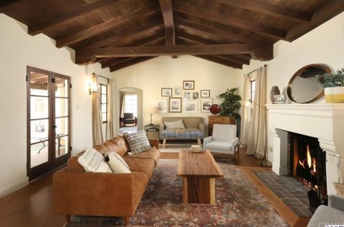 3113 Sparr Blvd, Glendale CA  91208-1829 exterior