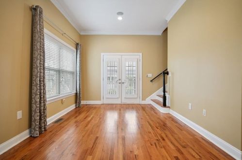 264 Carlyle Park Dr, Atlanta GA  30307-2883 exterior