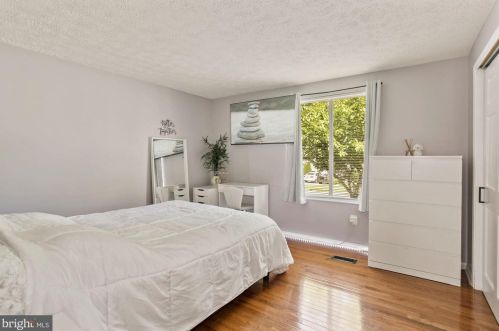 5808 Heming Ave, Springfield VA  22151-2716 exterior