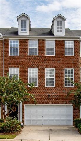 3779 Chattahoochee Summit Dr, Atlanta, GA 30339-3246