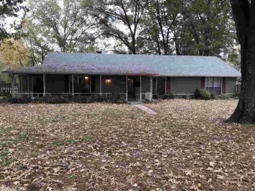 2 Harrod Place Dr, Conway, AR 72032-9480