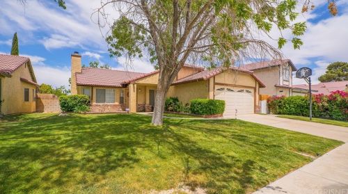 3353 Avenue, Lancaster, CA
