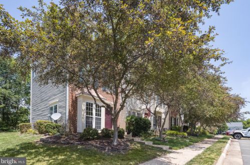 12426 Selkirk Cir, Bristow, VA 20136-3052