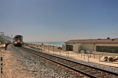 210 Avenida Montalvo, San Clemente CA  92672-4482 exterior