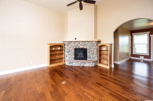 348 200, Wellsville UT 84339-9703 exterior