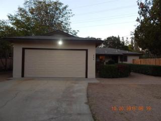 844 Sussex Way, Fresno, CA 93705-2020