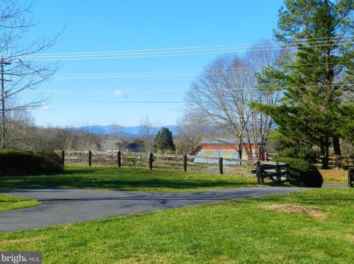 11269 Old Stillhouse Rd, Boston, VA 22713-4049