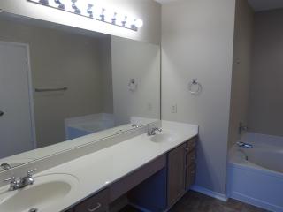 8515 Cross Spg, San Antonio TX  78251-2562 exterior