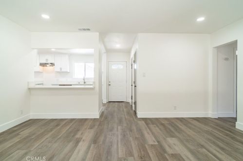 3692 Artesian St, Riverside CA  92503-4125 exterior