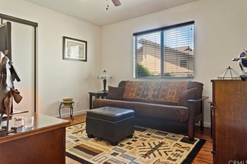 2633 Sovereign Way, Riverside CA  92506-5121 exterior