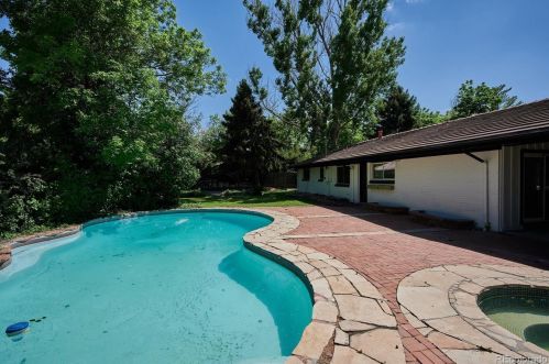 4360 Alton Ct, Englewood CO  80111-1212 exterior