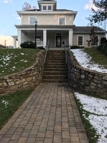 2526 Carolina Ave, Roanoke VA  24014-2311 exterior