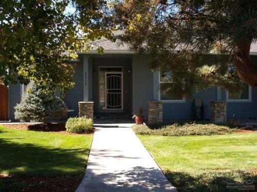 2212 Nickernut Ct, Eagle Crest, OR 97756-7696