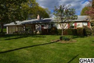 333 Cavalry Rd, Carlisle, PA 17013-1608