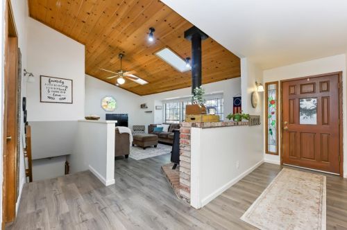 15798 Names Dr, Grass Valley, CA 95949-6803