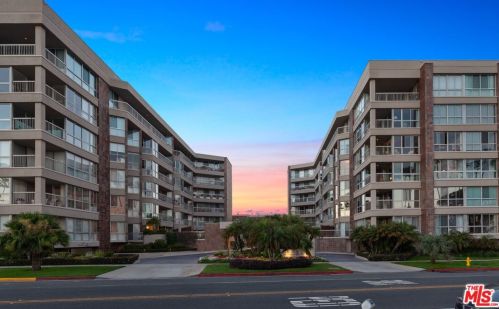 515 Ocean Ave, Santa Monica CA  90402-2609 exterior