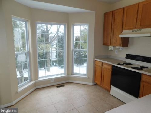 14124 Carmody Pl, Woodbridge, VA 22193-5905
