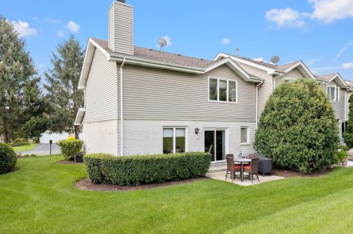 9430 Quail Trl, Tinley Park, IL 60487-5218